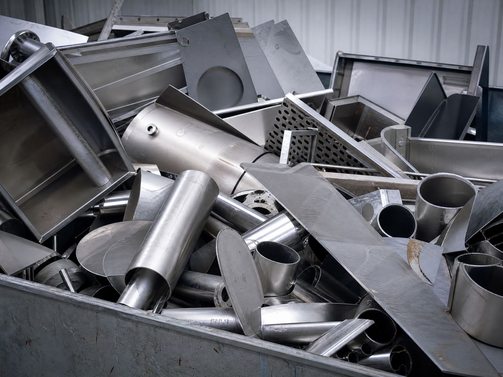 304 and 316 stainless steel scrap bin